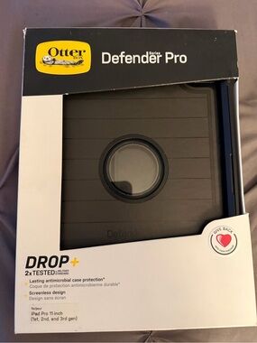 OtterBox Defender Pro Black Rugged Case for iPad Pro 11-inch